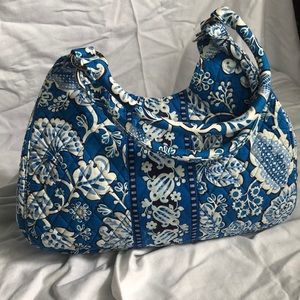 Gently Used Vera Bradley Large Hobo in Blue Lagoon
